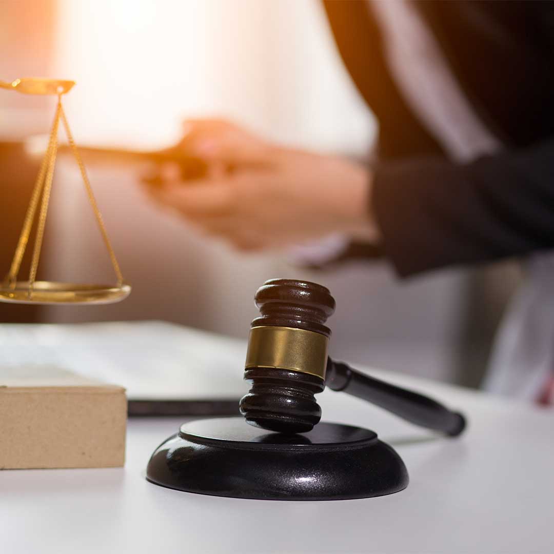 judge gavel with scales of justice